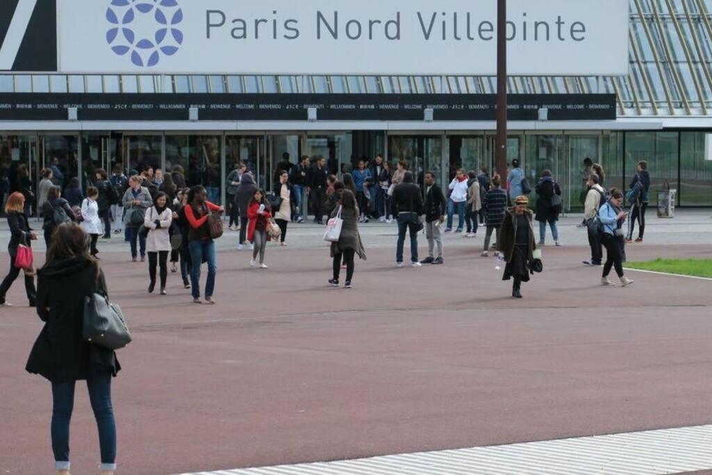 Studioneuf Equipe Cdg/Parc Expo/ Paris Aulnay-sous-Bois Kültér fotó
